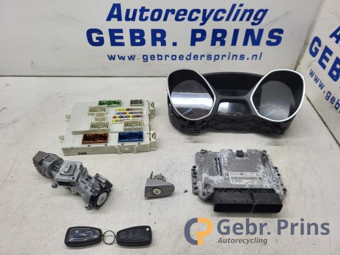 Used Ignition lock + computer Ford C-Max (DXA) 1.6 SCTi 16V Price € 150,00 Margin scheme offered by Autorec. Gebr. Prins b.v.
