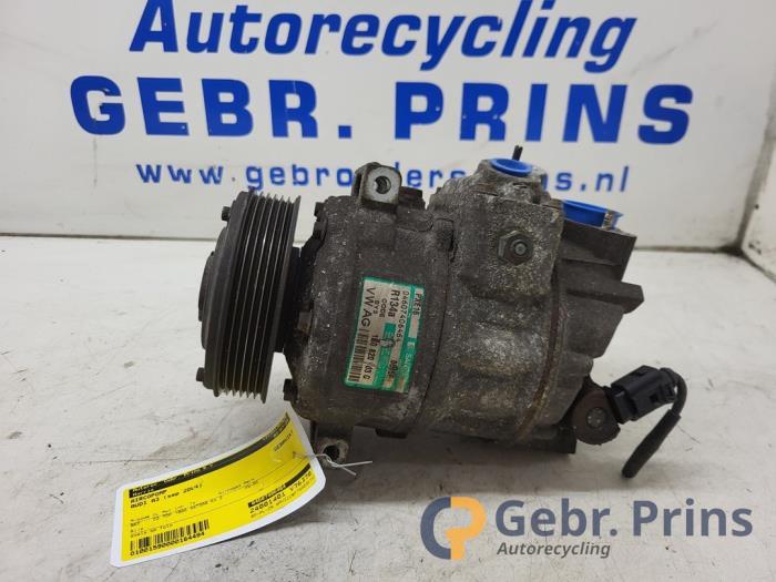 Usagé Pompe clim Audi A3 (8P1) 1.9 TDI Prix € 50,00 Règlement à la marge proposé par Autorec. Gebr. Prins b.v.