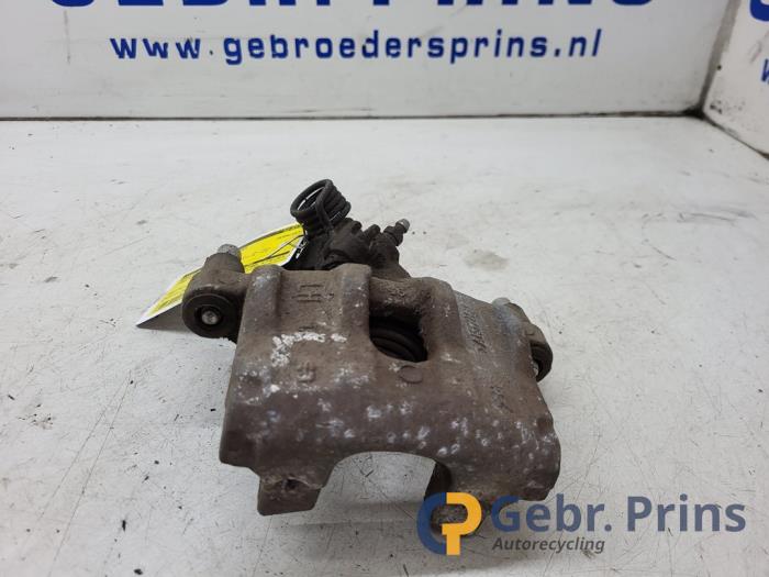 Gebrauchte Bremszange links hinten Ford C-Max (DXA) 1.6 SCTi 16V Preis € 40,00 Margenregelung angeboten von Autorec. Gebr. Prins b.v.