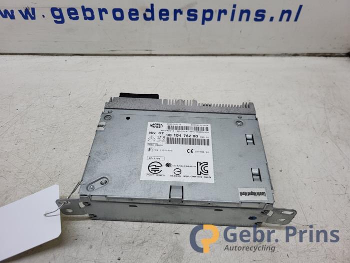 Używane Modul nawigacji Peugeot 308 (L3/L8/LB/LH/LP) 1.6 BlueHDi 120 Cena € 100,00 Procedura marży oferowane przez Autorec. Gebr. Prins b.v.