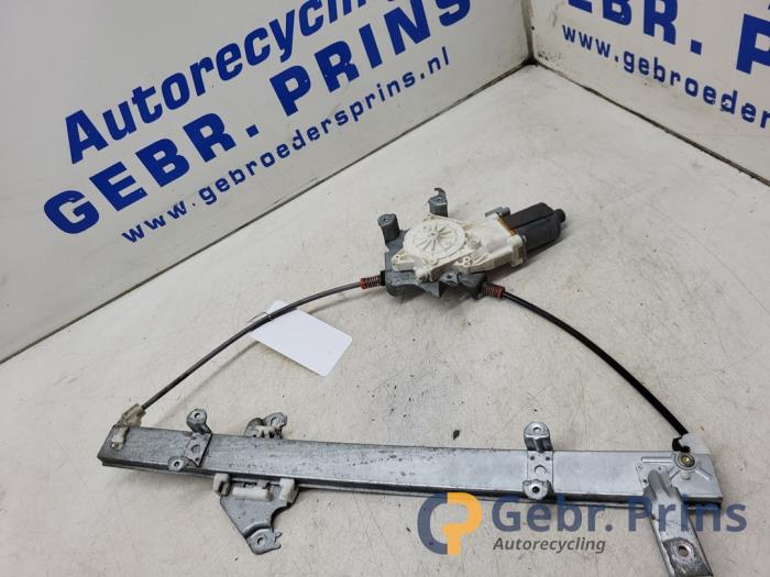Door electric window regulator