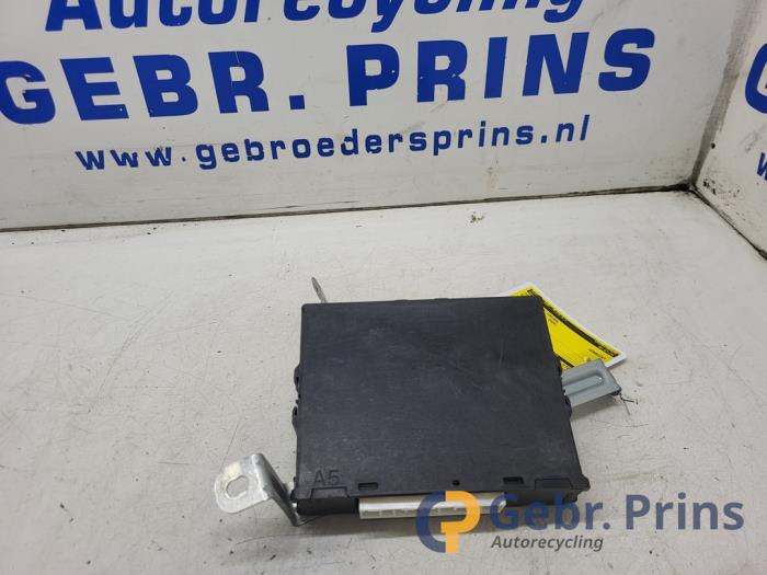 Używane Sterownik Body Control Suzuki Alto (RF410) 1.1 16V Cena € 15,00 Procedura marży oferowane przez Autorec. Gebr. Prins b.v.