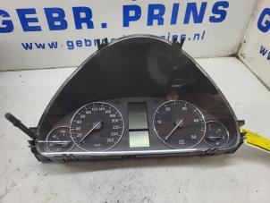 Begagnade Vägmätare KM Mercedes C (W203) 2.2 C-200 CDI 16V Pris € 75,00 Marginaltabell erbjuds av Autorec. Gebr. Prins b.v.
