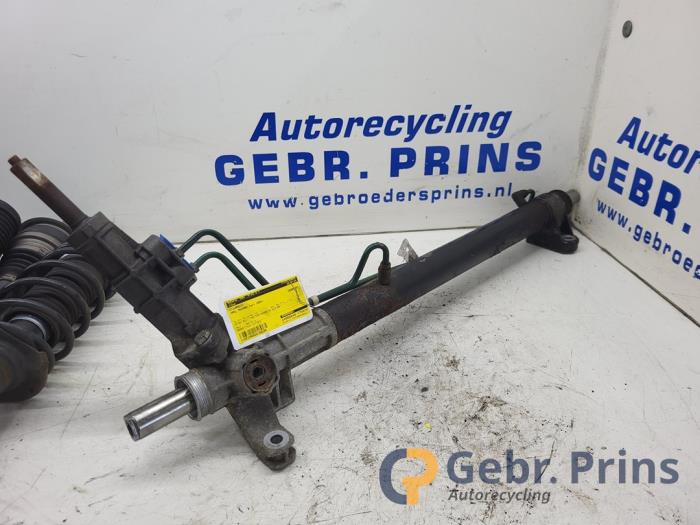 Gebrauchte Lenkgetriebe Opel Movano Combi 2.2 DTI Preis € 125,00 Margenregelung angeboten von Autorec. Gebr. Prins b.v.