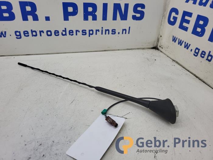 Używane Antena Audi A1 (8X1/8XK) 1.2 TFSI Cena € 50,00 Procedura marży oferowane przez Autorec. Gebr. Prins b.v.