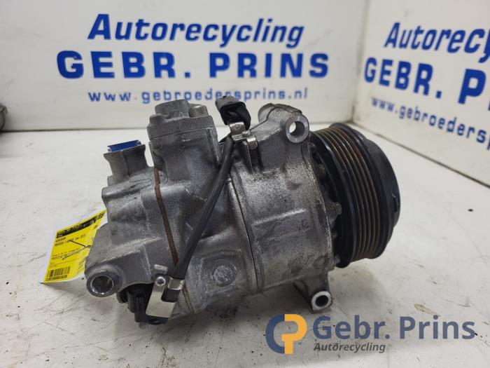 Gebrauchte Klimapumpe Mercedes C (W205) C-180 1.6 16V Preis € 150,00 Margenregelung angeboten von Autorec. Gebr. Prins b.v.