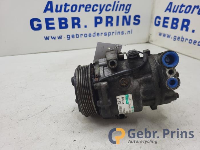 Usagé Pompe clim Opel Combo 1.3 CDTI 16V ecoFlex Prix € 50,00 Règlement à la marge proposé par Autorec. Gebr. Prins b.v.
