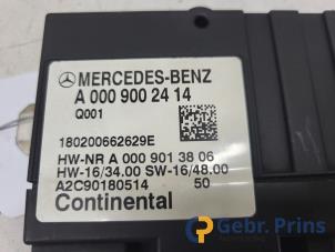Module pompe carburant d'un Mercedes-Benz C (W205) C-180 1.6 16V 2019