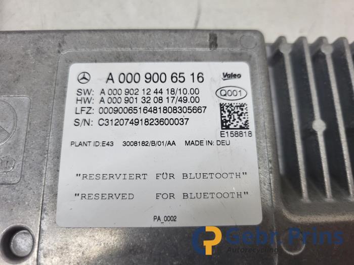 Bluetooth-modul från en Mercedes-Benz C (W205) C-180 1.6 16V 2019