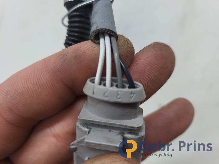 Lambda probe from a Audi A4 Avant (B8) 1.8 TFSI 16V 2012