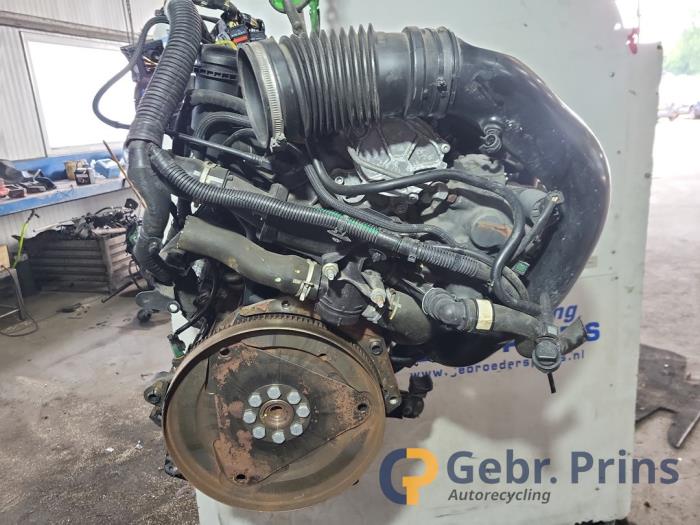 Motor van een Peugeot 407 SW (6E) 2.0 HDiF 16V 2005