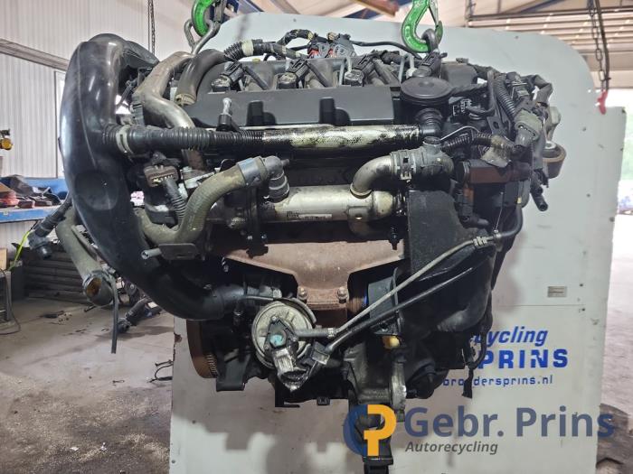 Motor van een Peugeot 407 SW (6E) 2.0 HDiF 16V 2005