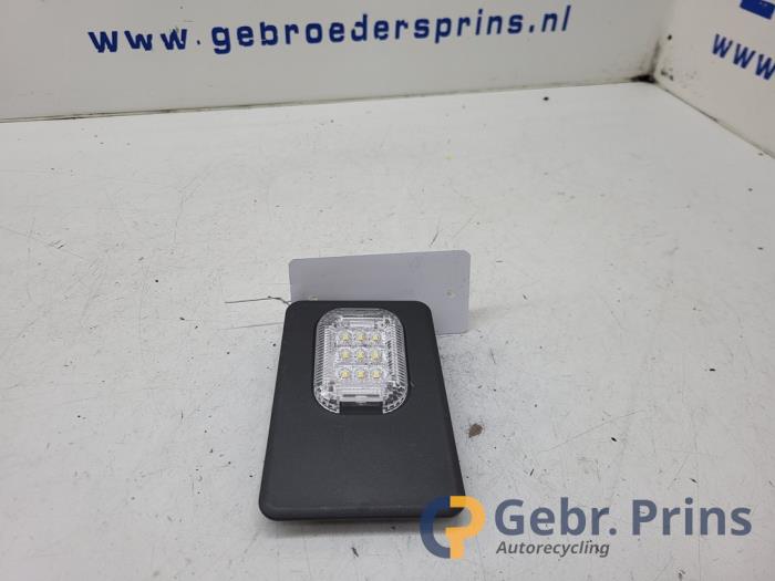 Używane Lampa LED Ford Transit Custom 2.0 TDCi 16V Eco Blue 130 Cena € 30,25 Z VAT oferowane przez Autorec. Gebr. Prins b.v.
