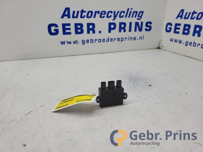 Begagnade PDC-modul Kia Picanto (JA) 1.0 DPi 12V Pris € 50,00 Marginaltabell erbjuds av Autorec. Gebr. Prins b.v.