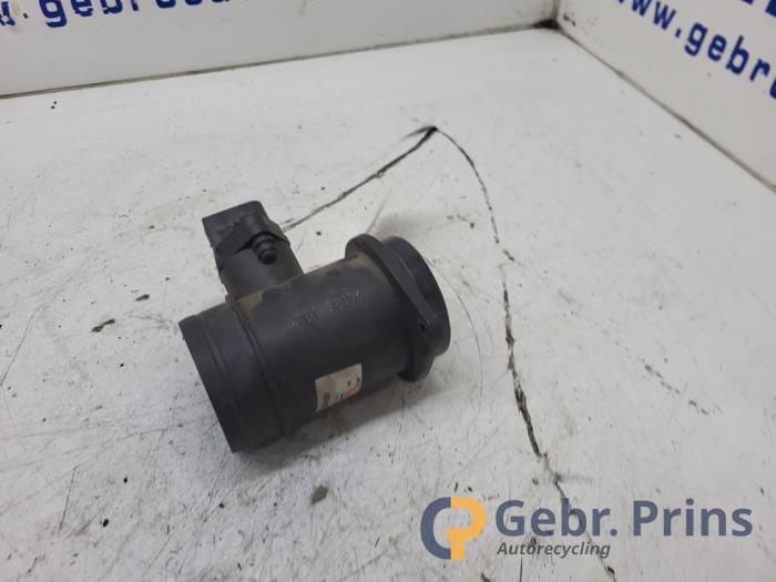 Gebrauchte Luftmassenmesser Volkswagen Transporter T4 2.5 TDI Preis € 25,00 Margenregelung angeboten von Autorec. Gebr. Prins b.v.