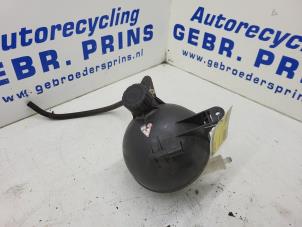 Begagnade Expansionskärl Mercedes B (W245) 1.5 B-160 16V Pris € 25,00 Marginaltabell erbjuds av Autorec. Gebr. Prins b.v.