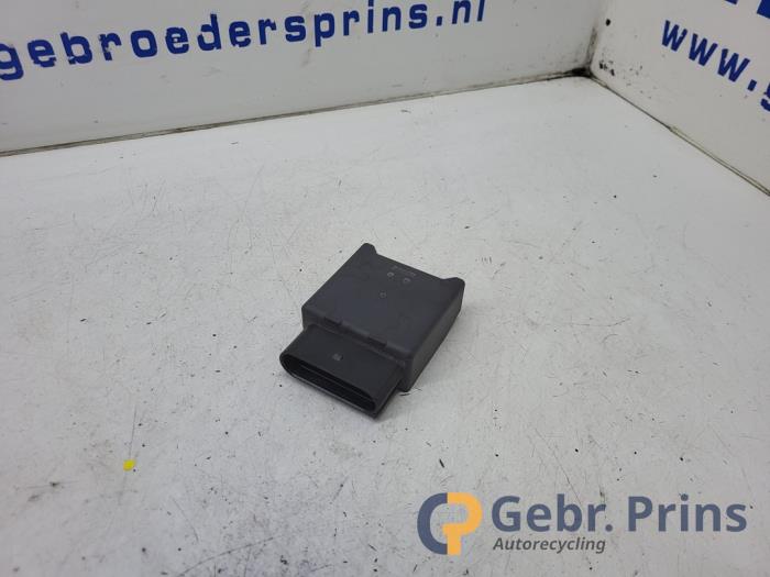 Used Electric fuel module Volkswagen Passat Variant (3G5) 1.4 GTE 16V Price € 15,00 Margin scheme offered by Autorec. Gebr. Prins b.v.