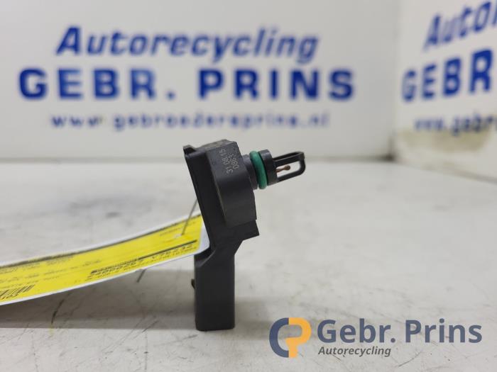 Begagnade Bränsletryckssensor Volkswagen Passat Variant (3G5) 1.4 GTE 16V Pris € 15,00 Marginaltabell erbjuds av Autorec. Gebr. Prins b.v.