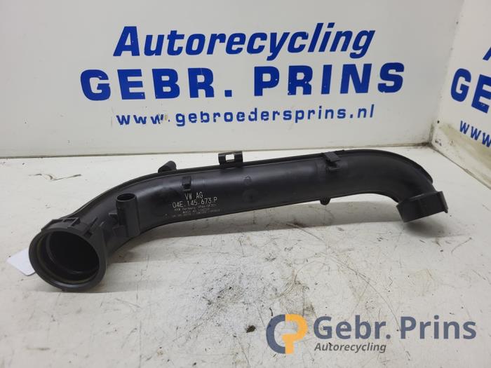 Begagnade Luftintagsslang Volkswagen Passat Variant (3G5) 1.4 GTE 16V Pris € 15,00 Marginaltabell erbjuds av Autorec. Gebr. Prins b.v.