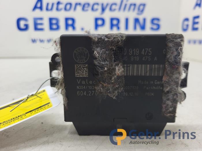 Usados Módulo PDC Skoda Fabia II Combi 1.2 TDI 12V Greenline Precio € 25,00 Norma de margen ofrecido por Autorec. Gebr. Prins b.v.