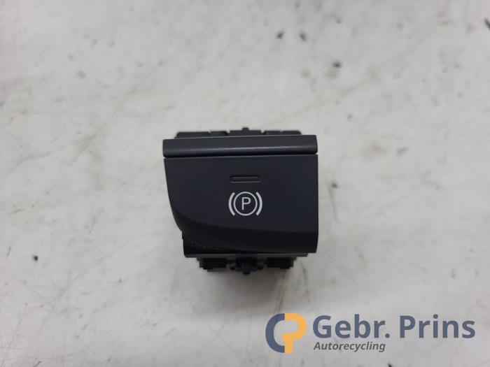 Gebrauchte Handbremse Schalter Audi A3 Sportback (8VA/8VF) 1.4 TFSI 16V Preis € 15,00 Margenregelung angeboten von Autorec. Gebr. Prins b.v.