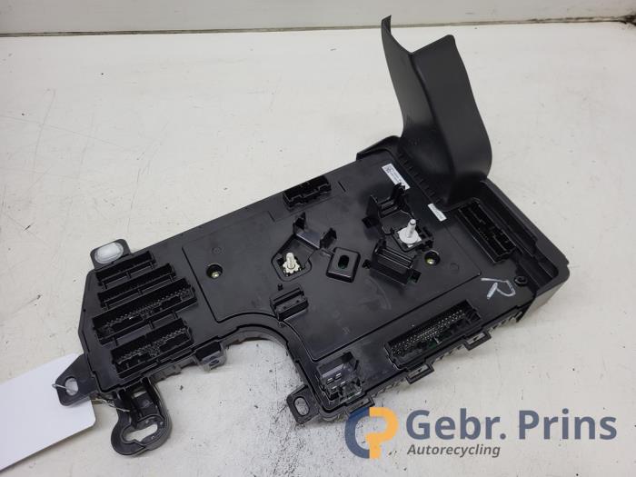 Used Body control computer Tesla Model 3 Long Range 72kWh Price € 100,00 Margin scheme offered by Autorec. Gebr. Prins b.v.