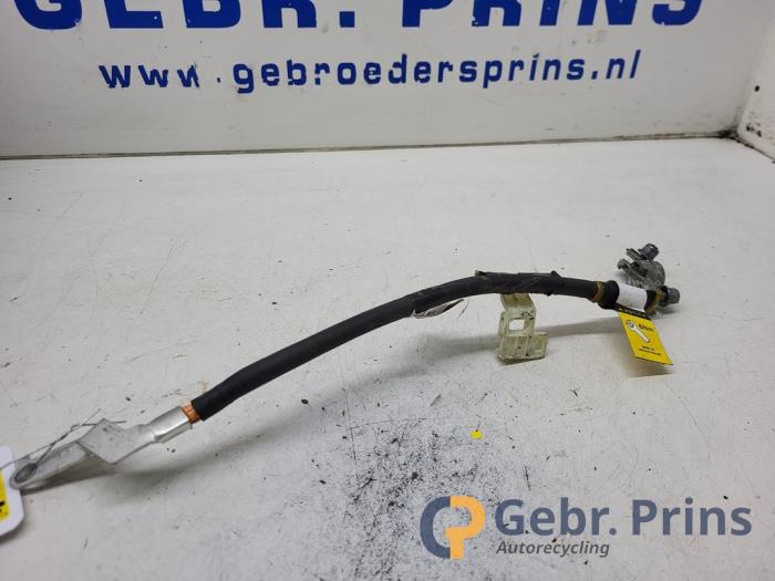 Używane Biegun akumulator Tesla Model 3 Long Range 72kWh Cena € 15,00 Procedura marży oferowane przez Autorec. Gebr. Prins b.v.