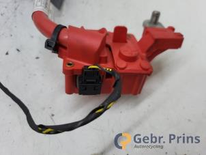 Pyrofuse z BMW 7 serie (F01/02/03/04) 740d 24V 2013