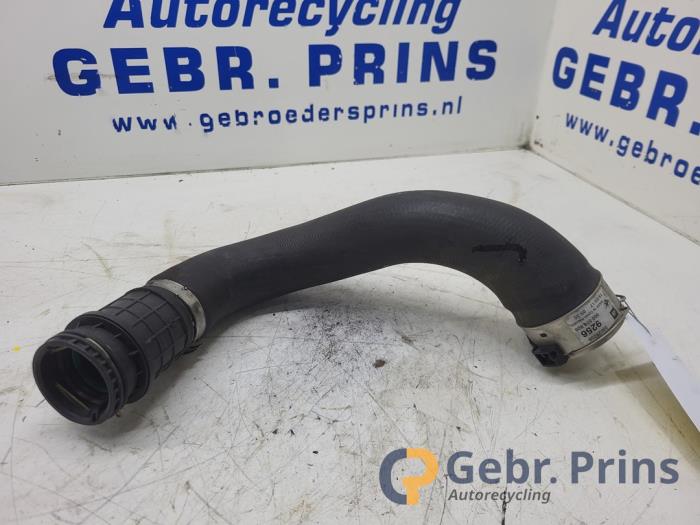 Gebrauchte Intercooler Schlauch Opel Astra K Sports Tourer 1.0 Turbo 12V Preis € 30,00 Margenregelung angeboten von Autorec. Gebr. Prins b.v.