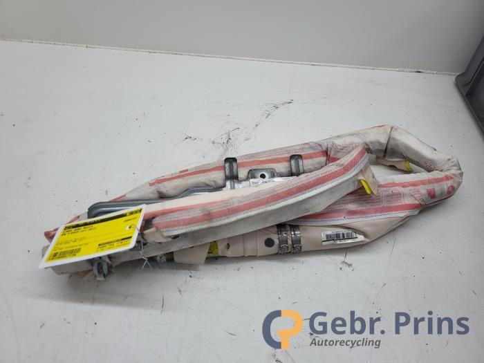Używane Kurtyna prawa BMW 5 serie (F10) 525d xDrive 16V Cena € 75,00 Procedura marży oferowane przez Autorec. Gebr. Prins b.v.