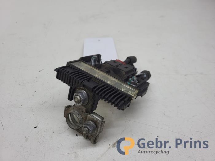 Begagnade Batterisensor Opel Karl 1.0 12V Pris € 20,00 Marginaltabell erbjuds av Autorec. Gebr. Prins b.v.
