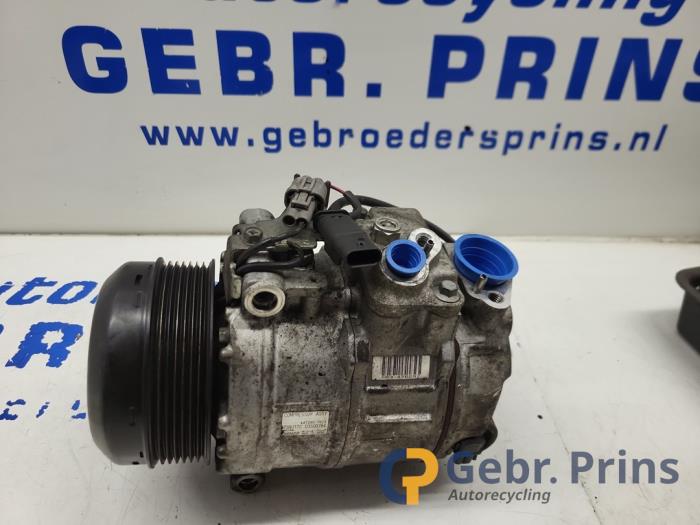 Usagé Compresseur de clim Mercedes S (222.0/222.1) 3.0 S-350 BlueTEC, S-350d 24V Prix € 150,00 Règlement à la marge proposé par Autorec. Gebr. Prins b.v.