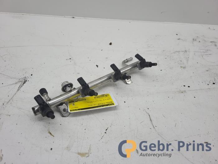 Usagé Système d'injection Mercedes B (W245) 1.5 B-160 16V Prix € 60,00 Règlement à la marge proposé par Autorec. Gebr. Prins b.v.