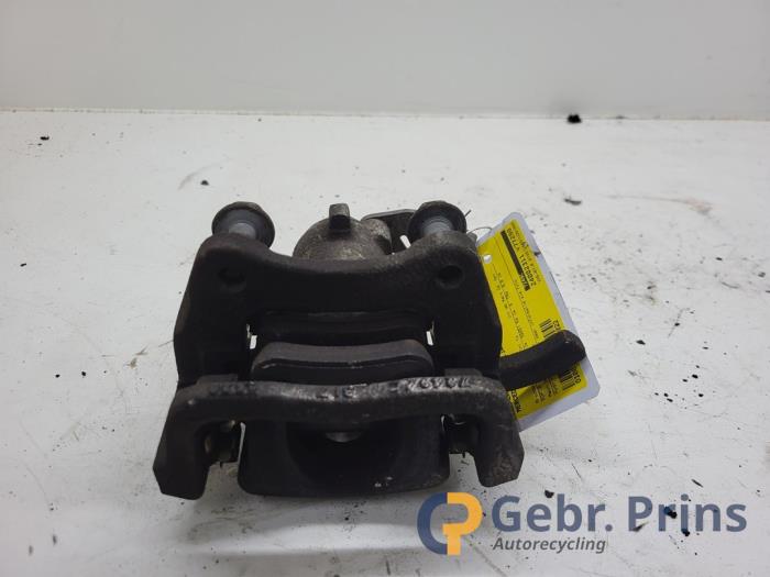 Gebrauchte Bremszange links hinten Mercedes Citan (415.6) 1.5 108 CDI Preis € 36,30 Mit Mehrwertsteuer angeboten von Autorec. Gebr. Prins b.v.