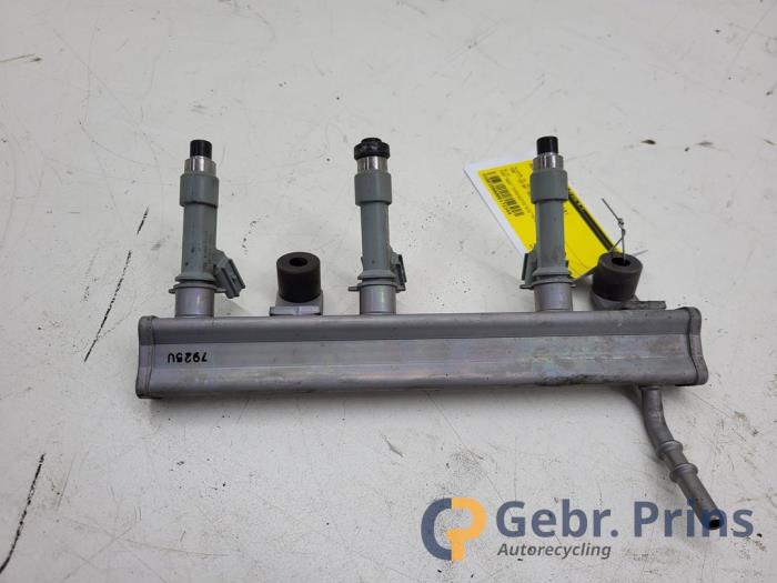 Usagé Système d'injection Peugeot 108 1.0 12V Prix € 30,00 Règlement à la marge proposé par Autorec. Gebr. Prins b.v.