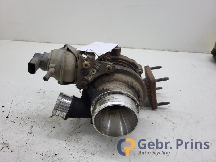 Usagé Turbo Volvo V60 I (FW/GW) 2.0 D3 20V Prix € 150,00 Règlement à la marge proposé par Autorec. Gebr. Prins b.v.