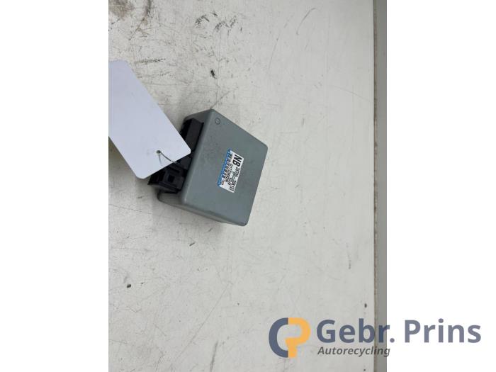 Usagé Ordinateur direction assistée Suzuki Swift (ZA/ZC/ZD1/2/3/9) 1.3 VVT 16V Prix € 50,00 Règlement à la marge proposé par Autorec. Gebr. Prins b.v.