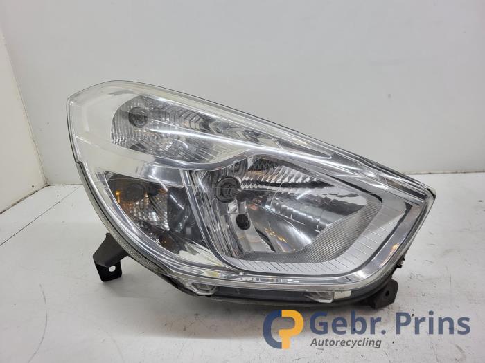 Używane Reflektor prawy Dacia Dokker (0S) 1.5 dCi 90 Cena € 181,50 Z VAT oferowane przez Autorec. Gebr. Prins b.v.