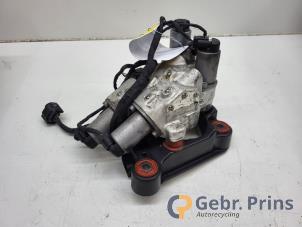 Ventilblock hydraulisch van een BMW 5 serie Touring (F11) 535d xDrive 24V 2014