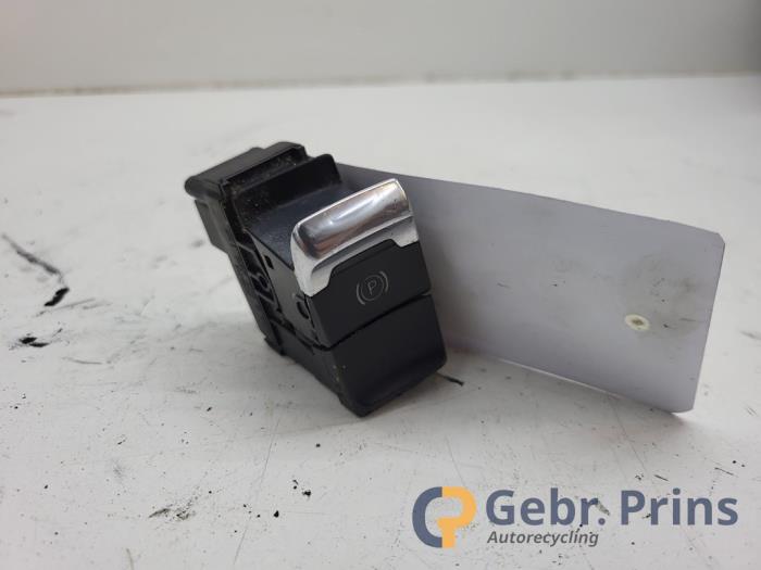Gebrauchte Handbremse Schalter Audi A4 (B8) 2.0 TDI 16V Preis € 20,00 Margenregelung angeboten von Autorec. Gebr. Prins b.v.