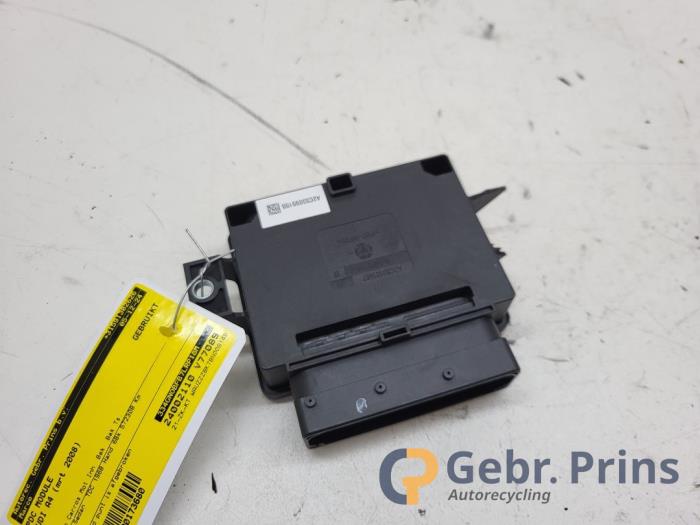 Begagnade PDC-modul Audi A4 (B8) 2.0 TDI 16V Pris € 30,00 Marginaltabell erbjuds av Autorec. Gebr. Prins b.v.