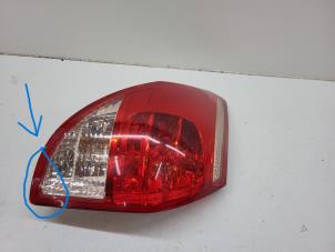 Usagé Feu arrière gauche Toyota RAV4 (A3) 2.2 D-4D 16V 4x4 Prix € 75,00 Règlement à la marge proposé par Autorec. Gebr. Prins b.v.