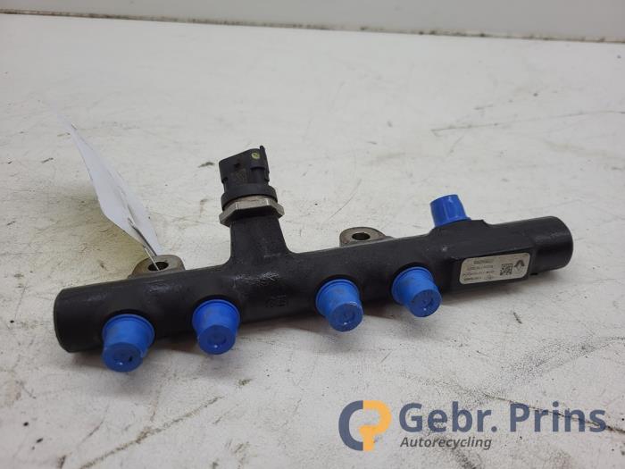 Gebrauchte Einspritzdüse (Einspritzer) Dacia Dokker (0S) 1.5 dCi 90 Preis € 60,50 Mit Mehrwertsteuer angeboten von Autorec. Gebr. Prins b.v.