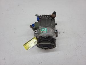 Usagé Pompe clim Volkswagen Polo IV (9N1/2/3) 1.4 16V 75 Prix € 35,00 Règlement à la marge proposé par Autorec. Gebr. Prins b.v.