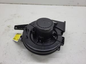 Used Heating and ventilation fan motor Skoda Fabia III (NJ3) 1.0 TSI 12V Price € 30,00 Margin scheme offered by Autorec. Gebr. Prins b.v.