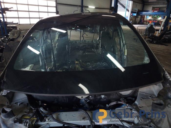Używane Szyba przednia Tesla Model X 90D Cena € 450,00 Procedura marży oferowane przez Autorec. Gebr. Prins b.v.