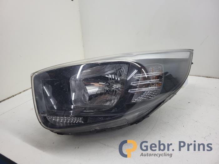 Gebrauchte Scheinwerfer links Kia Picanto (JA) 1.0 12V Preis € 200,00 Margenregelung angeboten von Autorec. Gebr. Prins b.v.