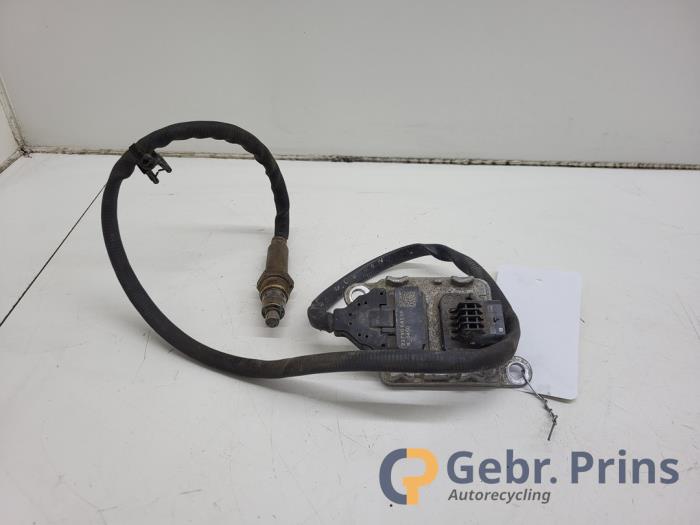 Begagnade NOx-sensor Renault Trafic (1FL/2FL/3FL/4FL) 2.0 dCi 16V 130 Pris € 151,25 Inklusive moms erbjuds av Autorec. Gebr. Prins b.v.