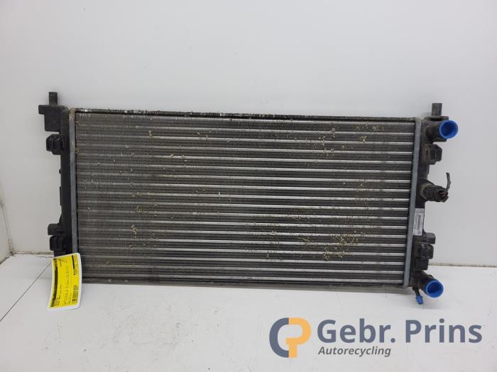 Begagnade Kylare Skoda Fabia II (5J) 1.2 TSI Pris € 40,00 Marginaltabell erbjuds av Autorec. Gebr. Prins b.v.