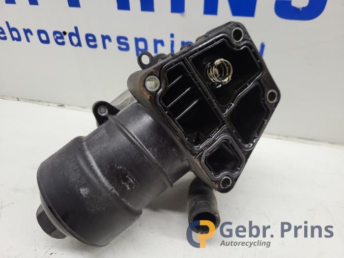 Gebrauchte Ölkühler Volkswagen Caddy III (2KA,2KH,2CA,2CH) Preis € 24,20 Mit Mehrwertsteuer angeboten von Autorec. Gebr. Prins b.v.